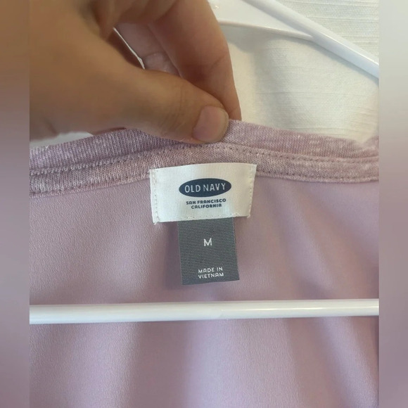Old Navy lavender sleeveless top mixed-media v neck semi sheer in back size M - Picture 2 of 6